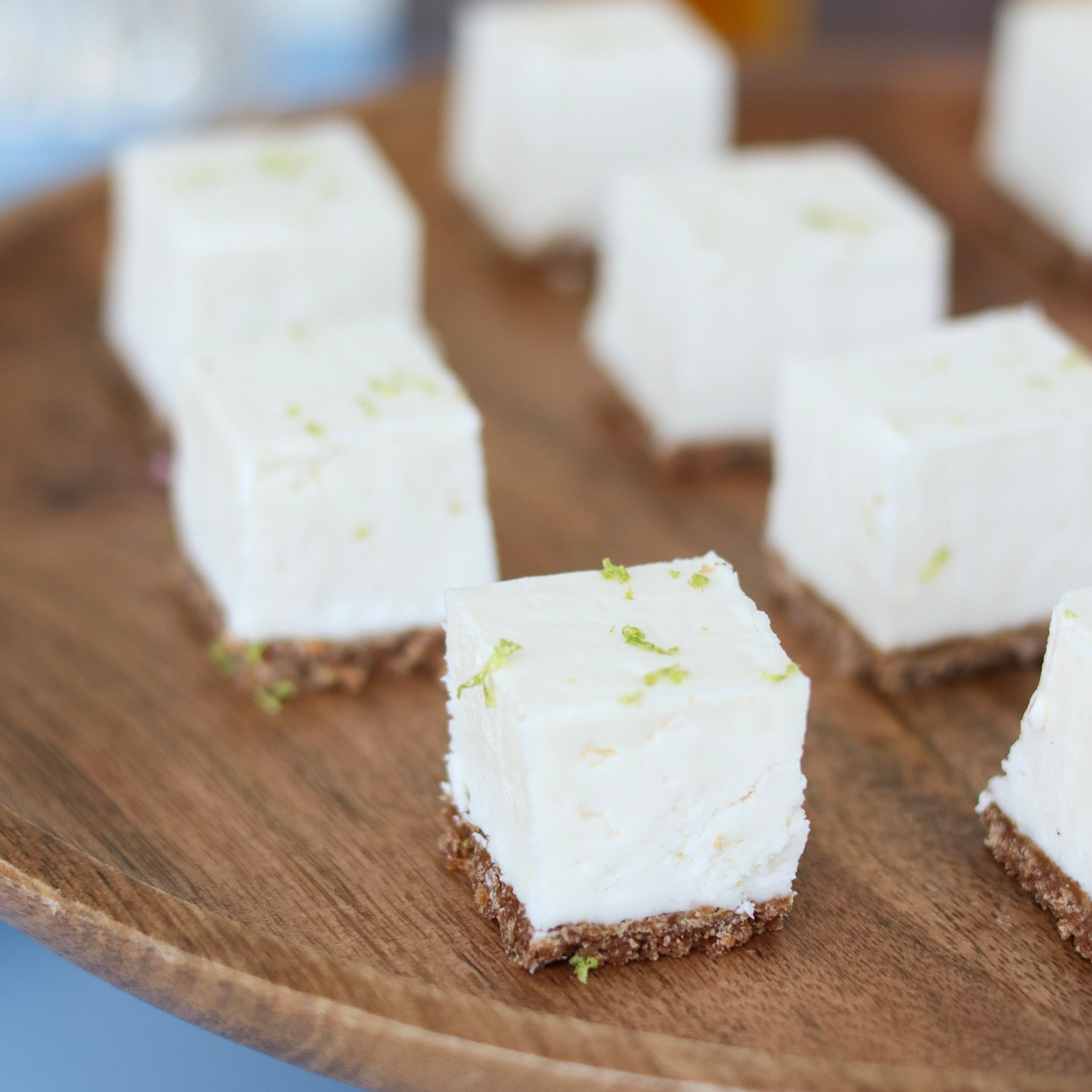 Le plateau 20 mini cheesecakes citron vert